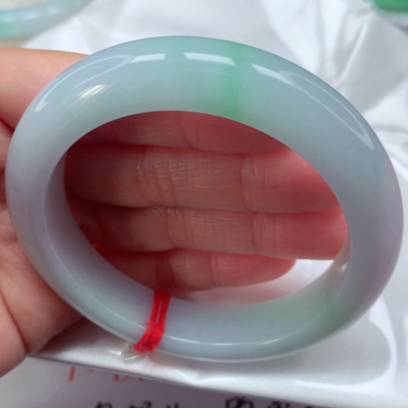 【闪购商品】翡翠手镯未镶嵌冰润春彩手镯5556圈22号