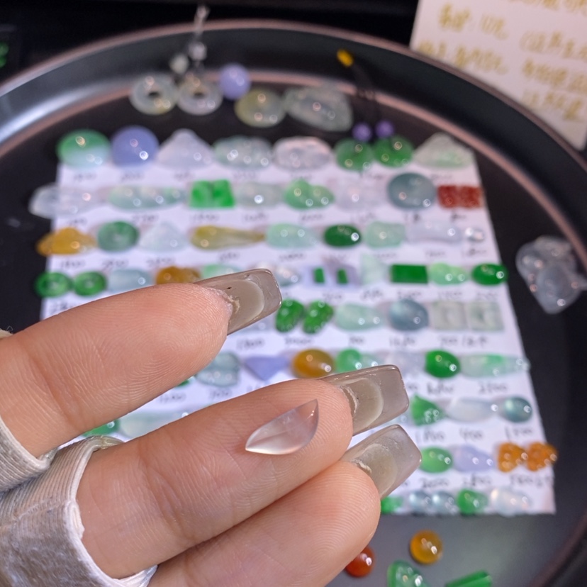 【闪购商品】翡翠挂件未镶嵌随行