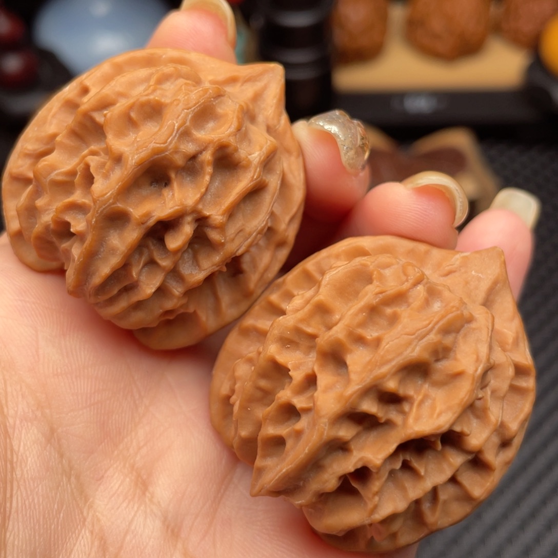 超***王文玩核桃吊坠大龙