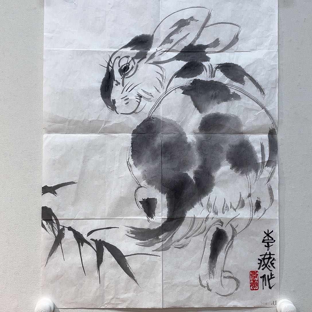 国画把头伸过来给我的