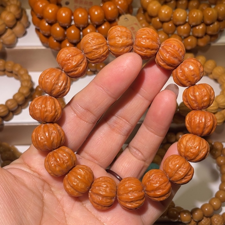 猴头核桃手串猴头