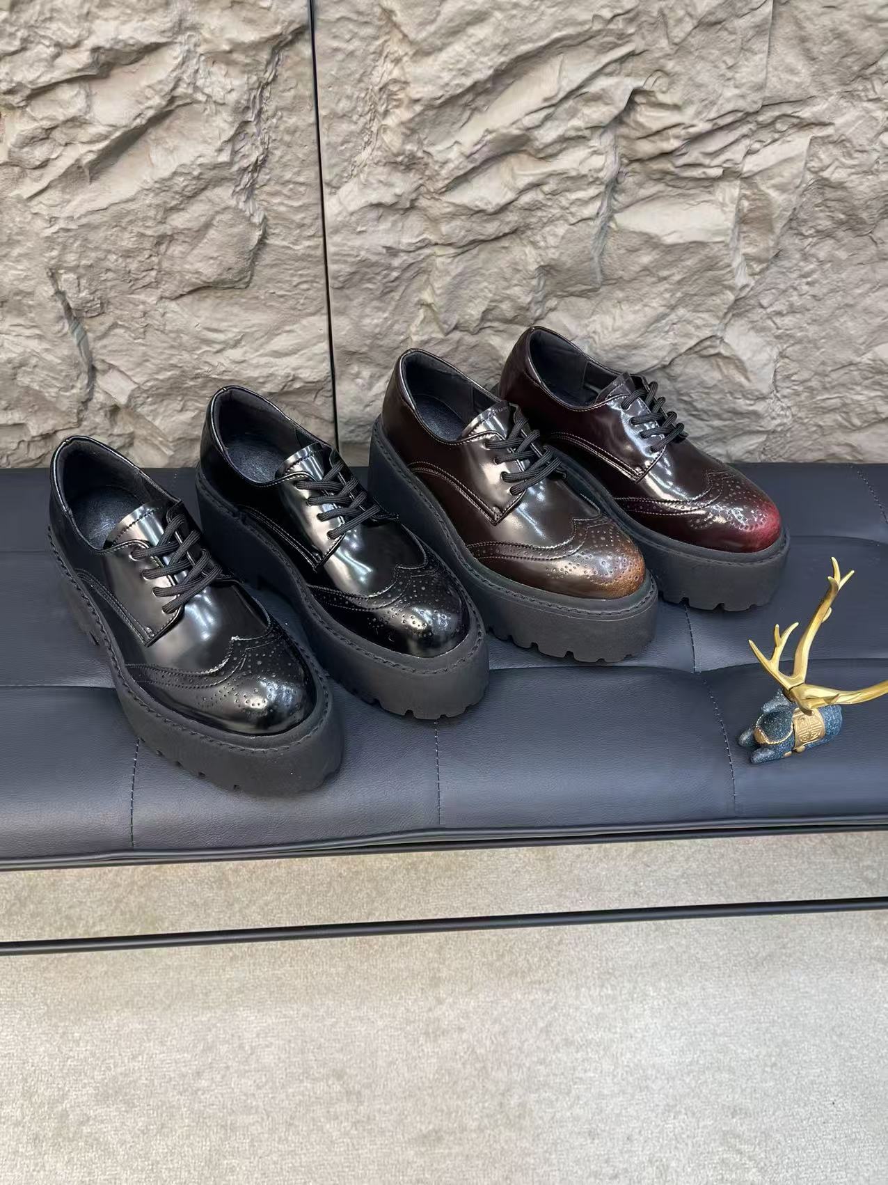 2026新款复古尖头高级质感显高擦色乐福鞋洛丽塔风时尚英伦风冲口