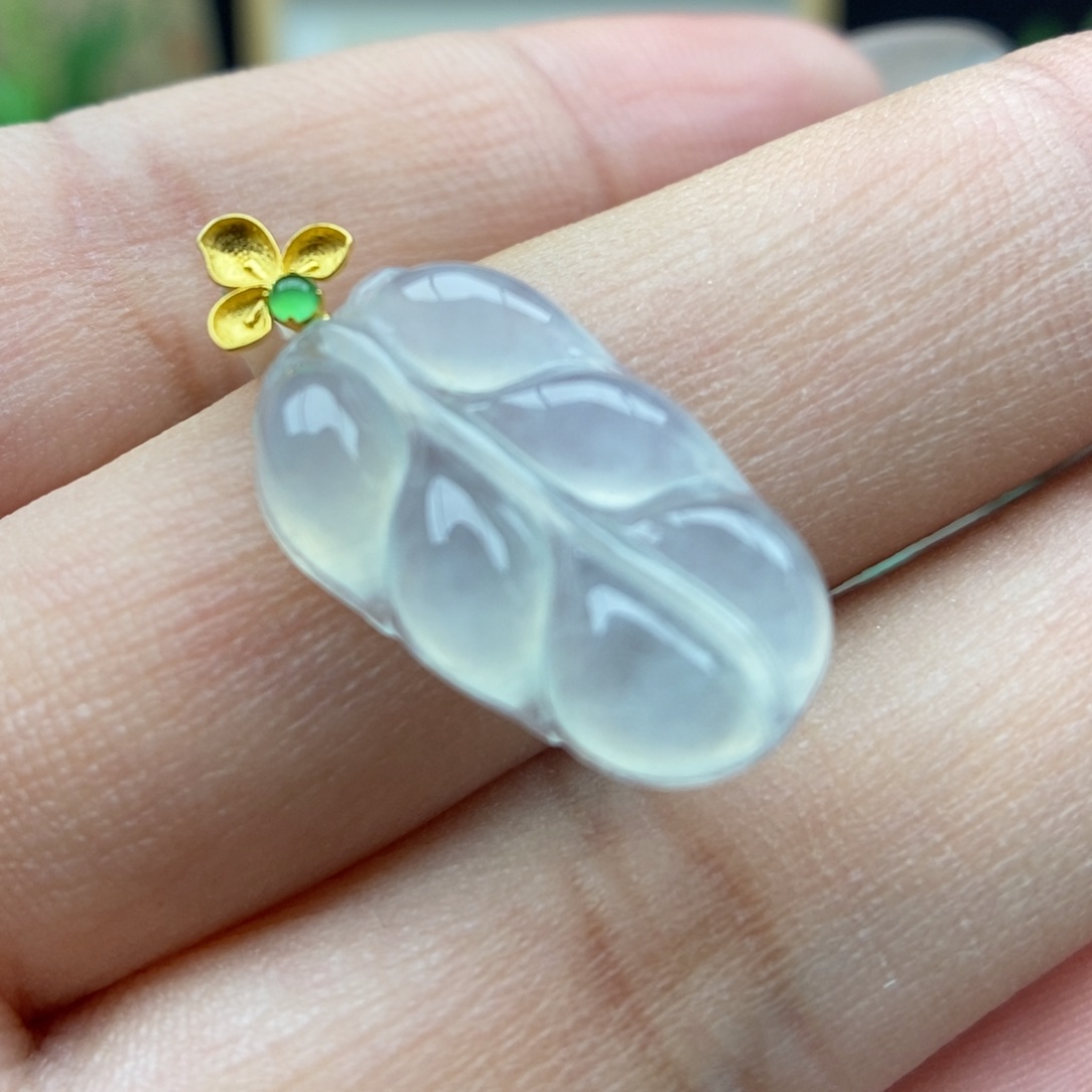 翡翠18K金镶嵌颈饰吊坠10