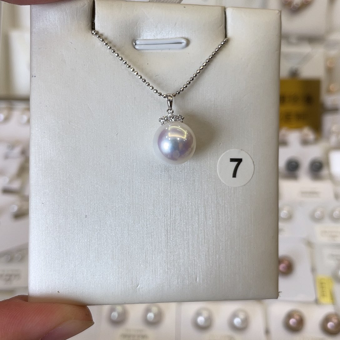 淡水珍珠颈饰18K金镶嵌?****律