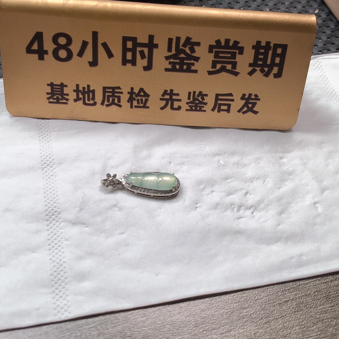 颈饰银S925镶嵌翡翠唯*买断