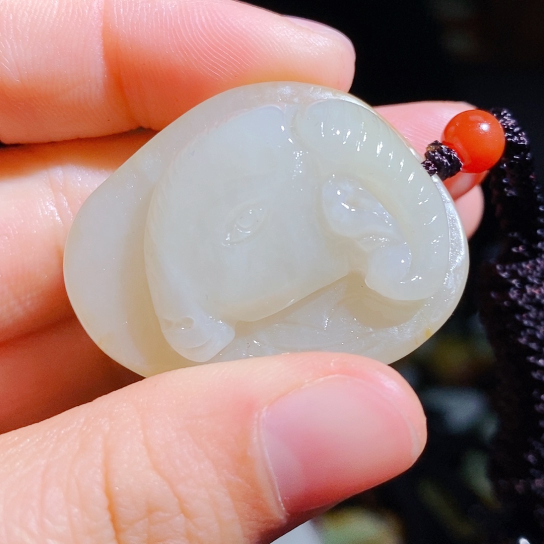 和田玉颈饰未镶嵌