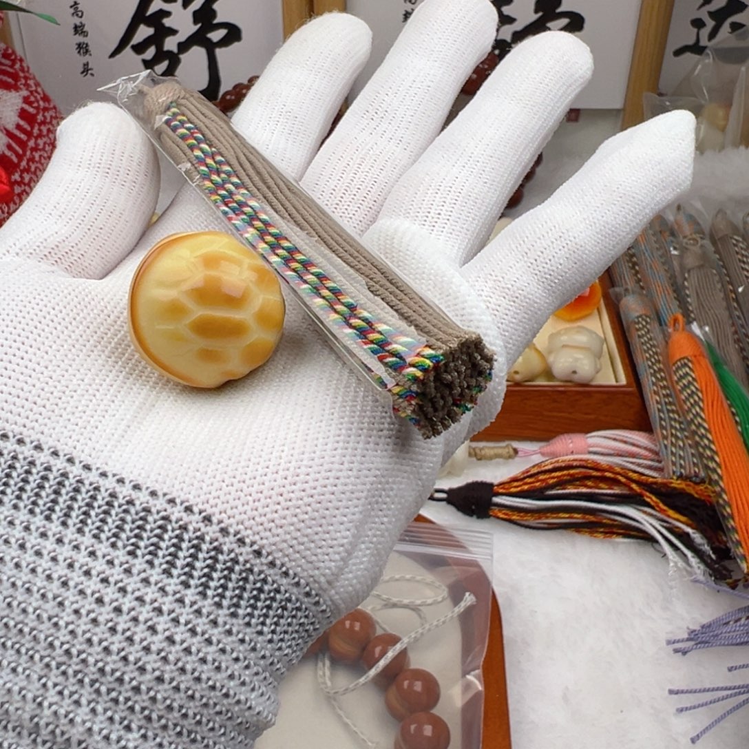 9***雨猴头核桃手串流苏