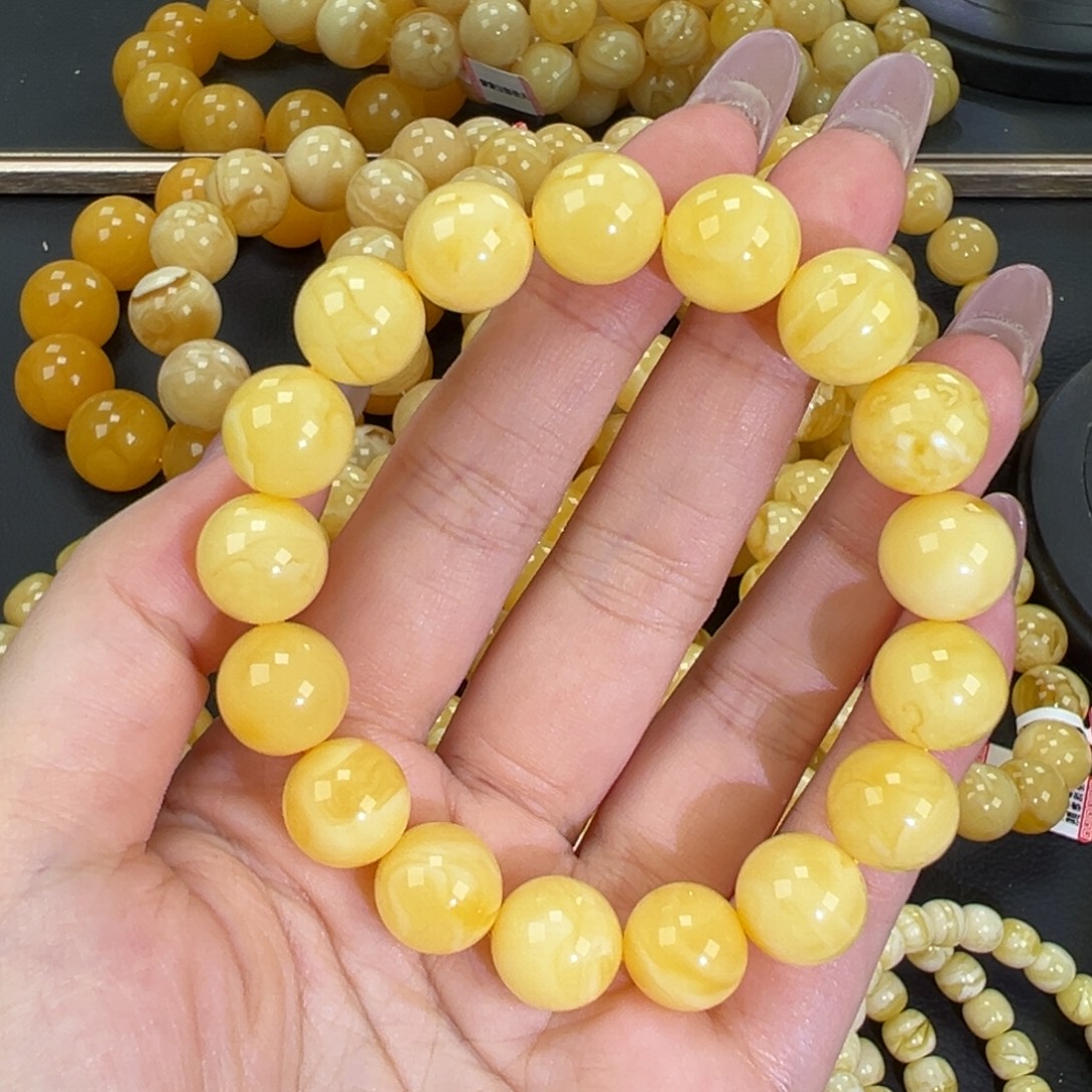 琥珀未镶嵌手链19.3黄白蜡