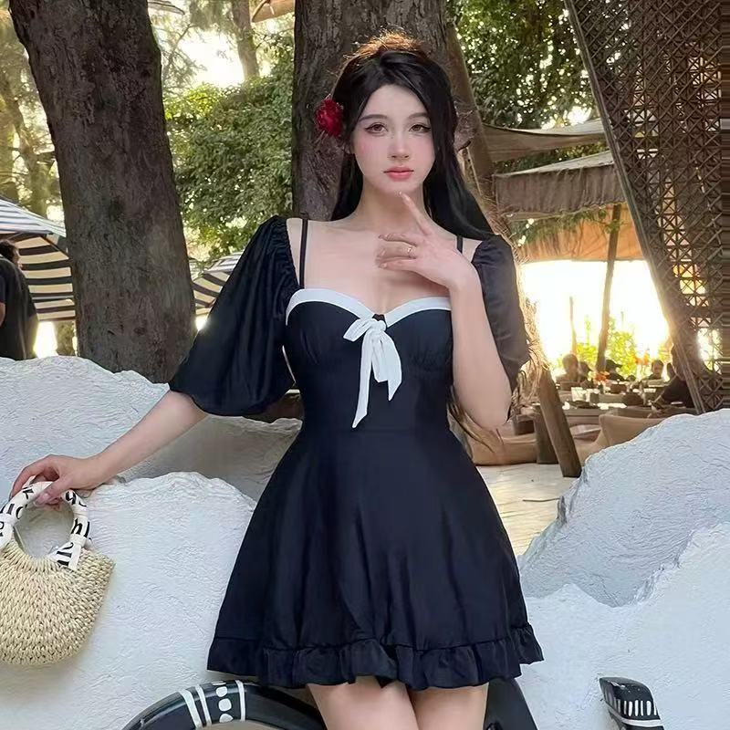 泳装女夏季时尚带钢托遮肚显瘦泳衣