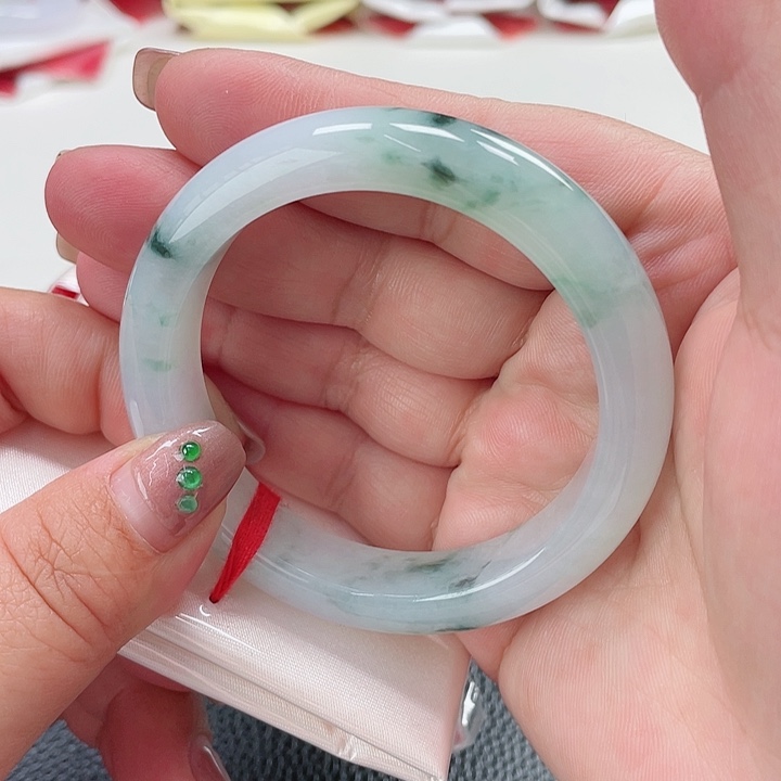 翡翠手镯未镶嵌缅甸翡翠手镯54圈