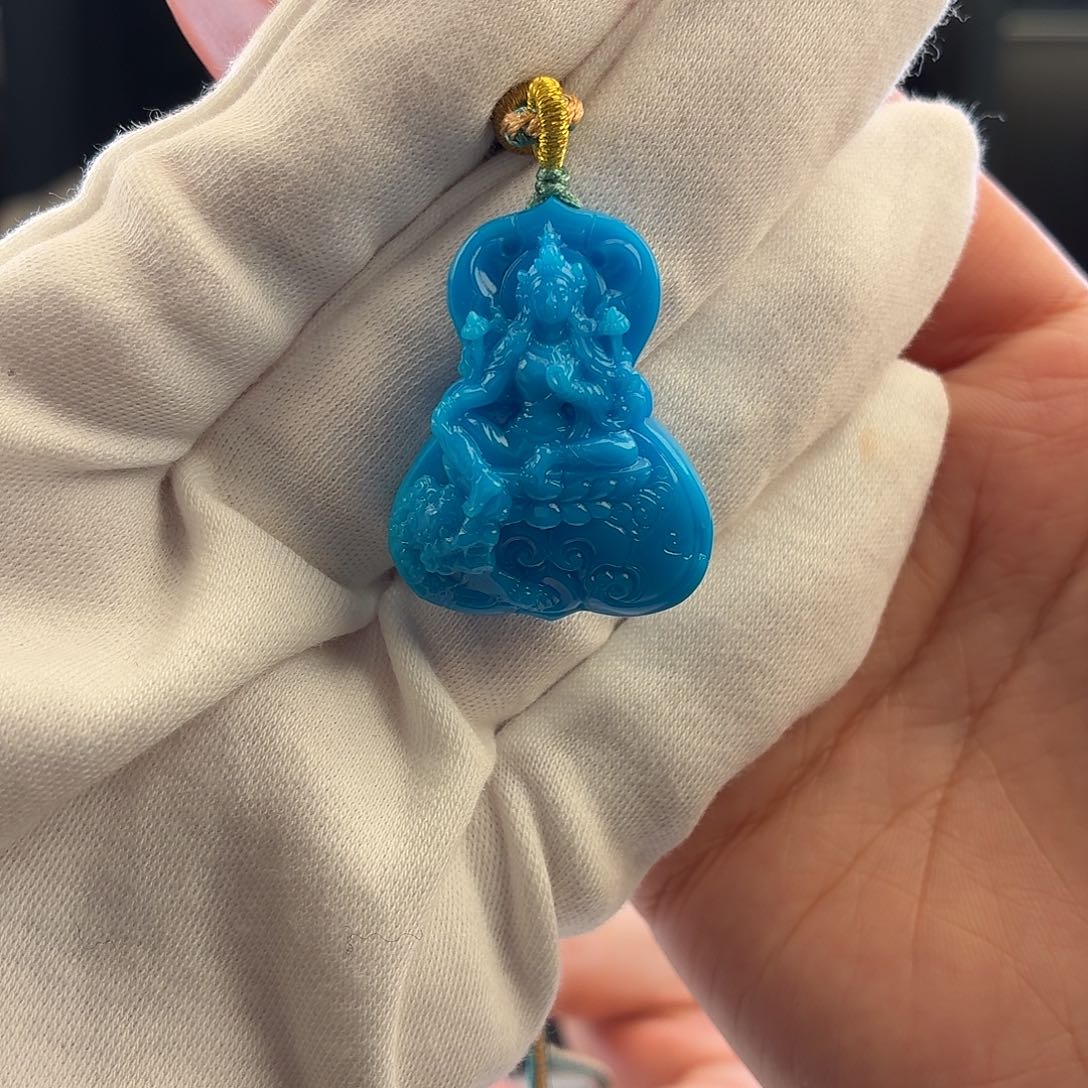 绿松石未镶嵌挂件