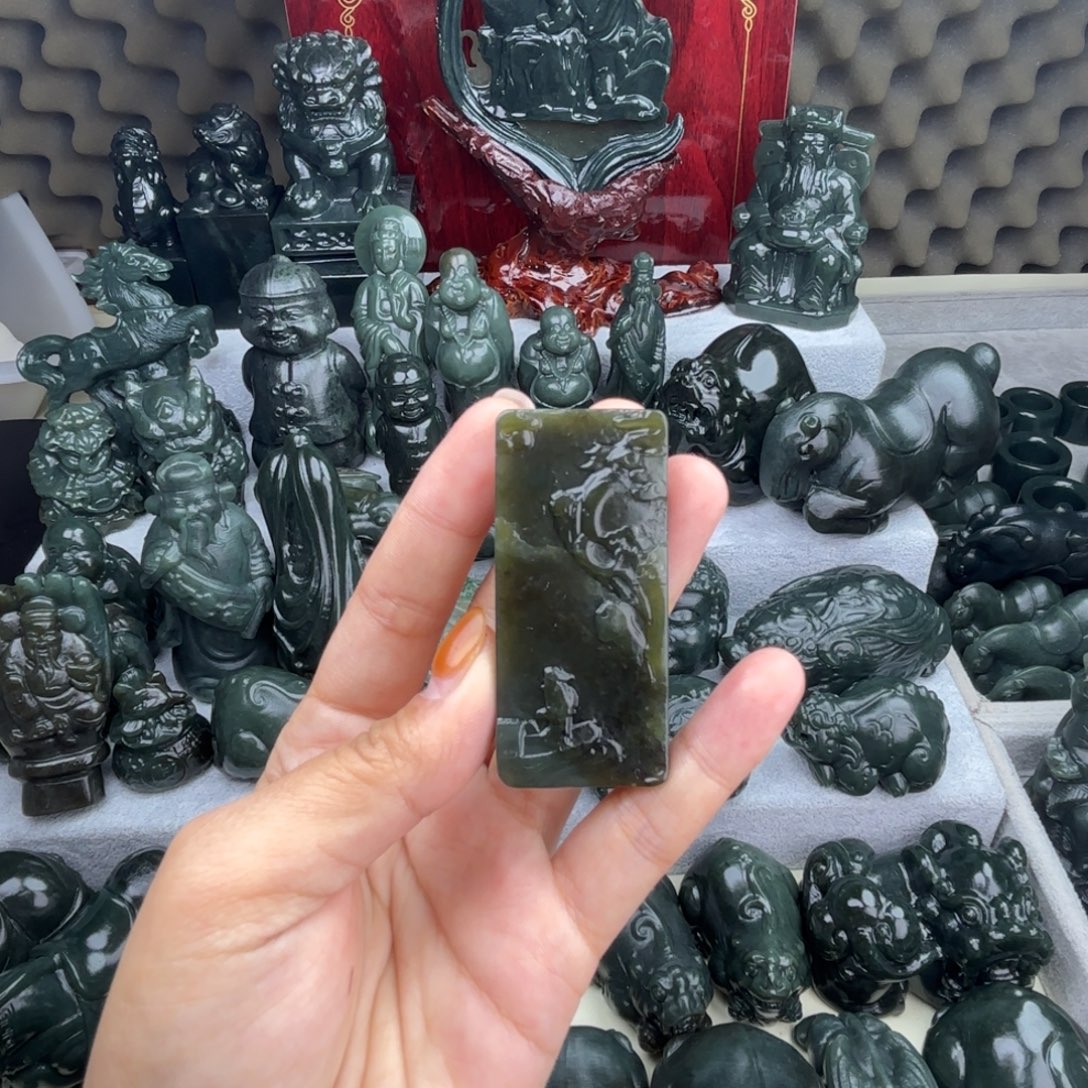 和田玉（糖玉）未镶嵌颈饰