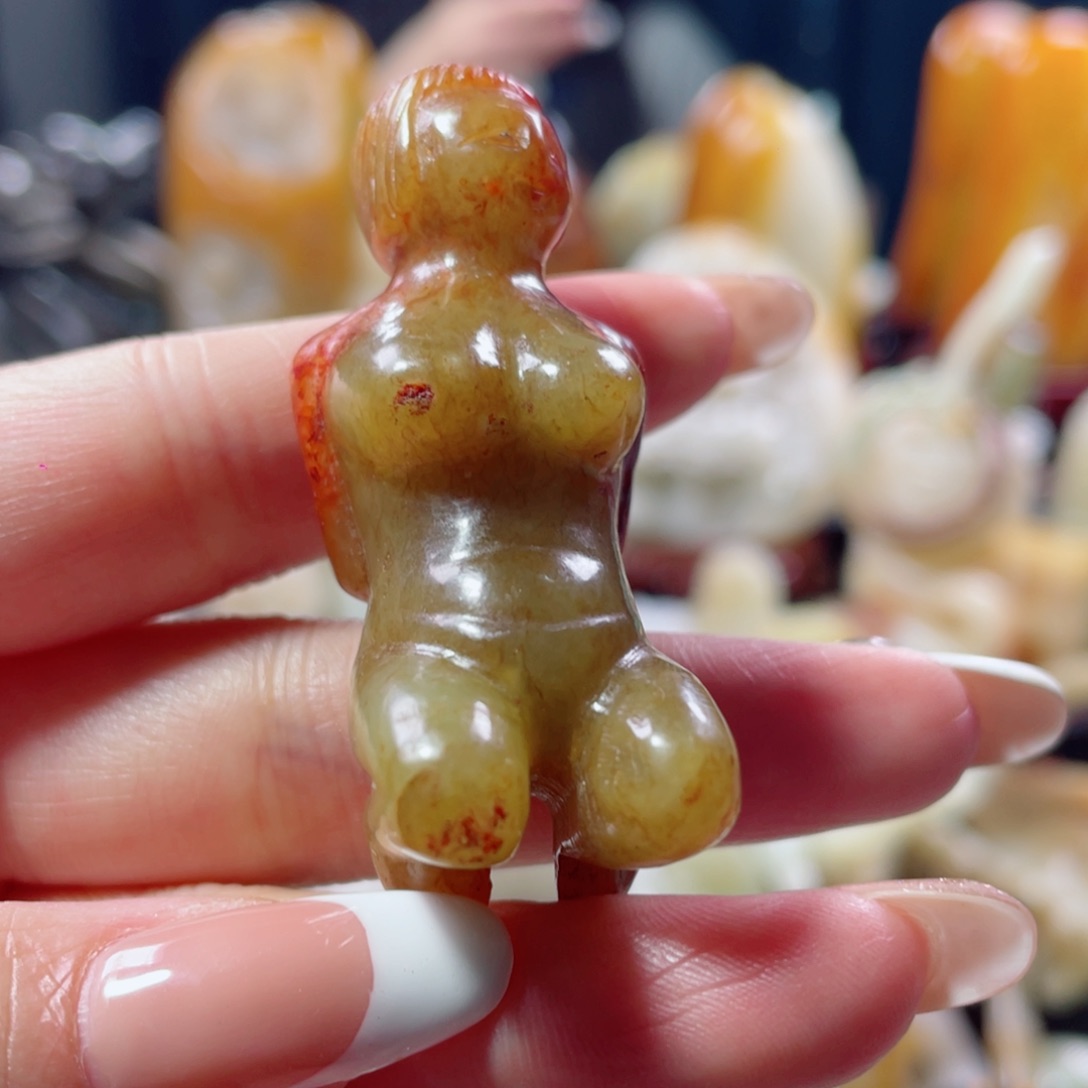 和田玉未镶嵌把件8