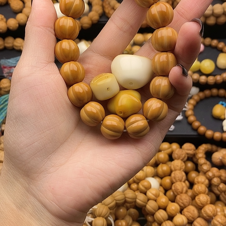 ?*璃全品 泡芙南瓜 配饰 松星星