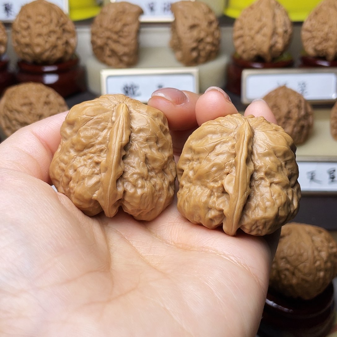 把件文玩核桃牛***狂一帆风顺37左右