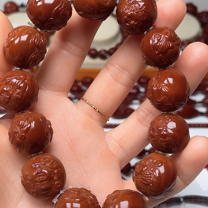 橄榄核手串平**李玉化财弥