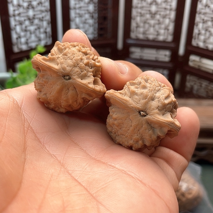 把件文玩核桃小金鱼