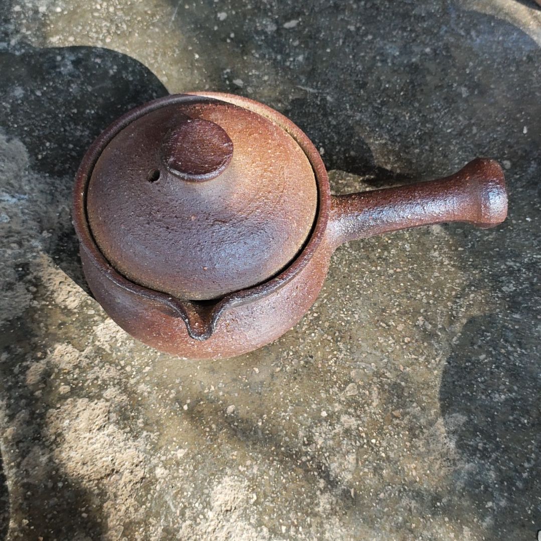 粗陶煮水壶侧把壶粗陶