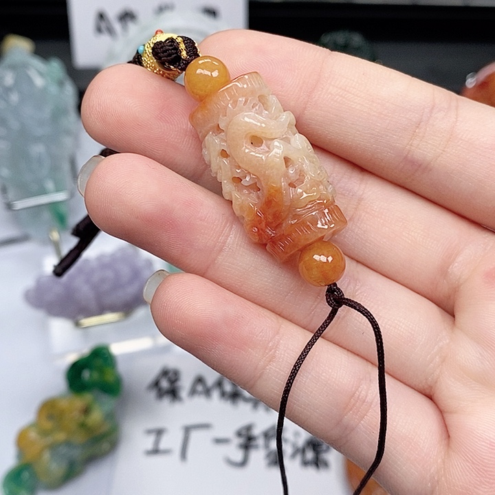颈饰未镶嵌翡翠翡翠A货