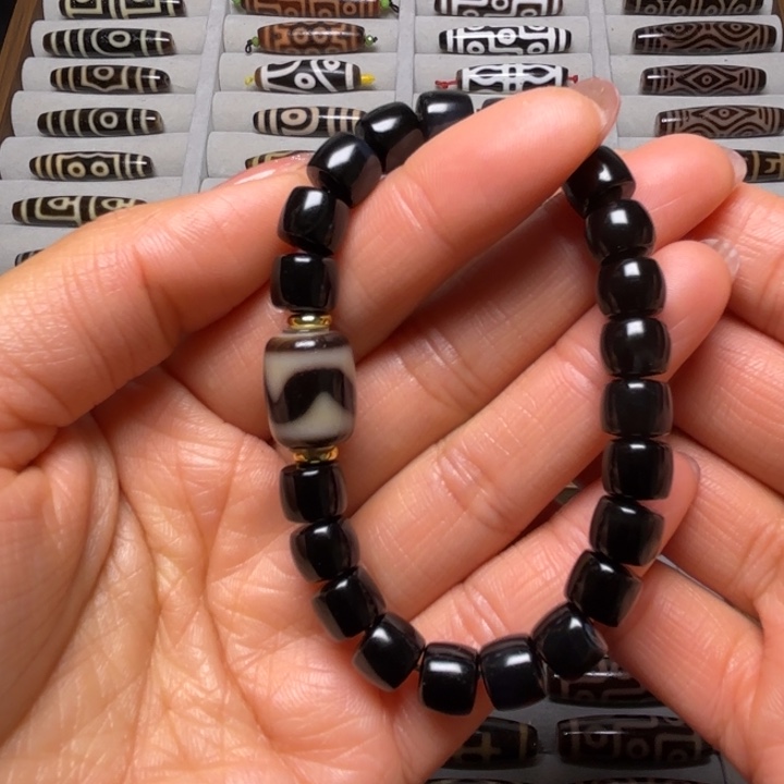 未镶嵌颈饰玛瑙/玉髓