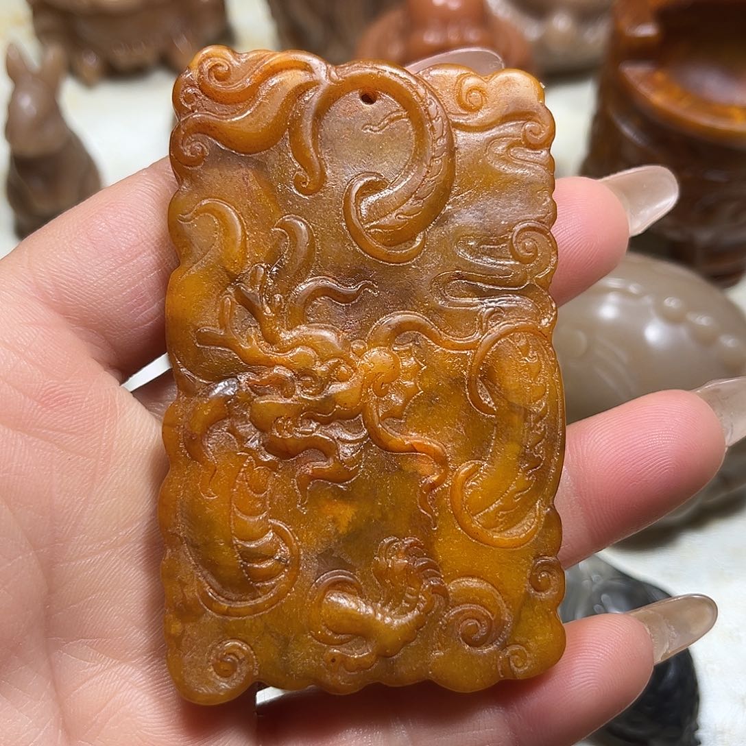 白玉菩提吊坠白玉菩提吊坠