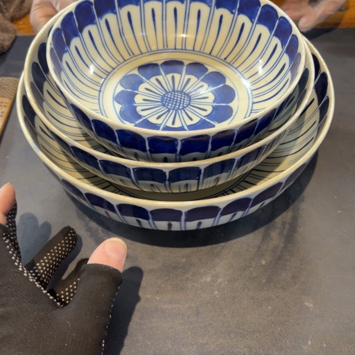 人***中瓷片拾六家的瓷器瓷器