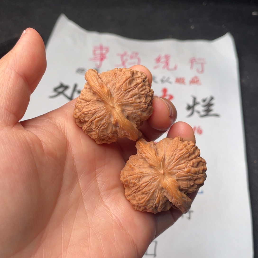 把件文玩核桃154。39血麒麟