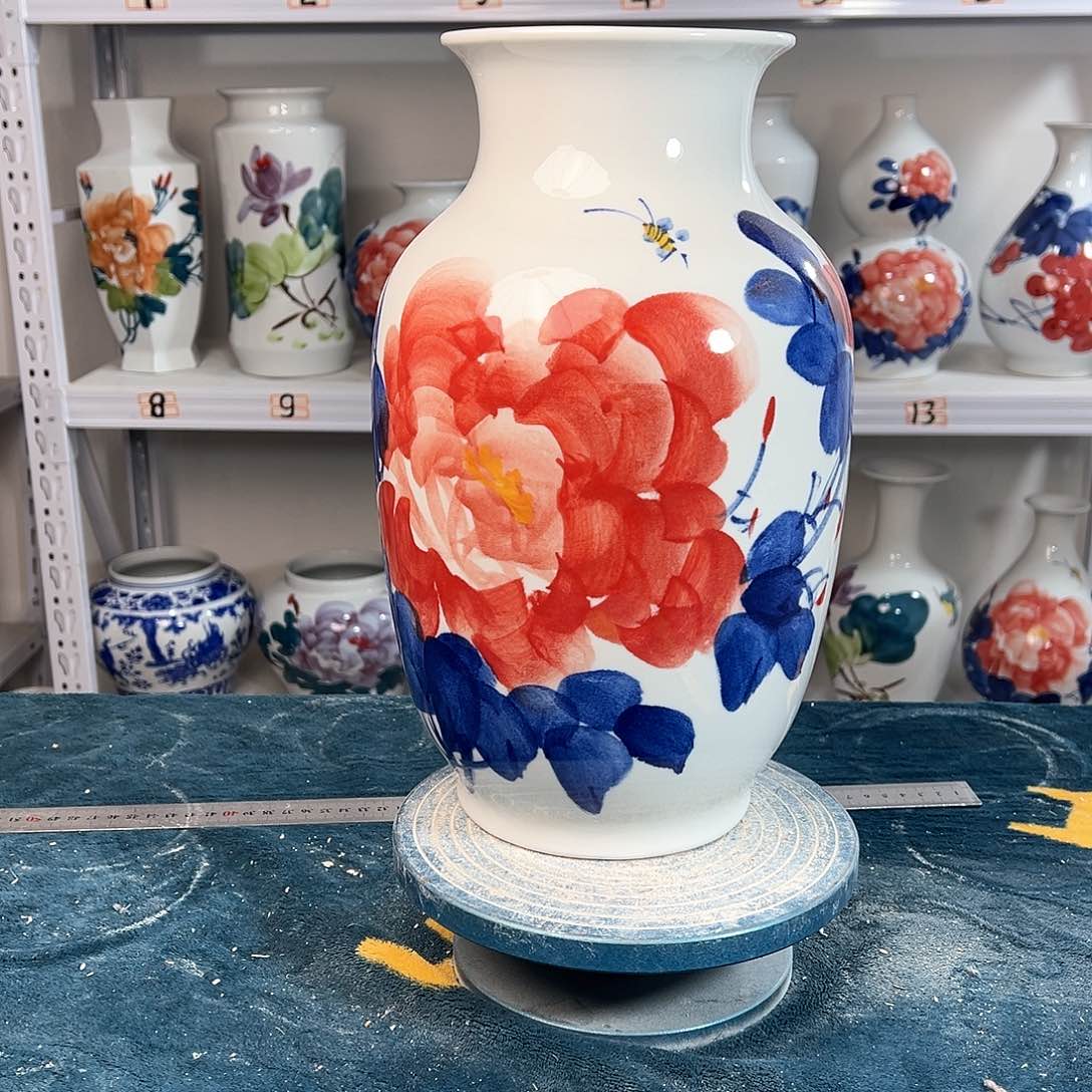 摆件景德镇陶瓷大冬红牡