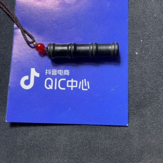 和田玉颈饰未镶嵌小****猫