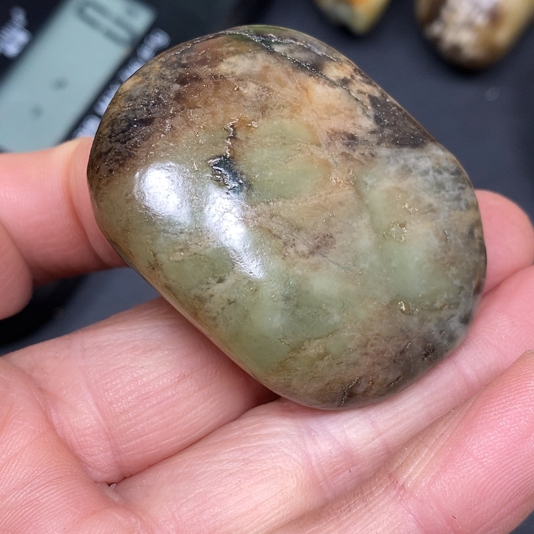 和田玉未镶嵌珠宝奇石