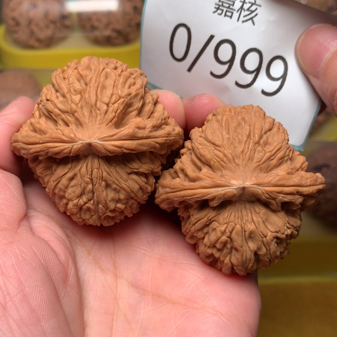 文玩核桃把件毕业粗筋红皮球疆45