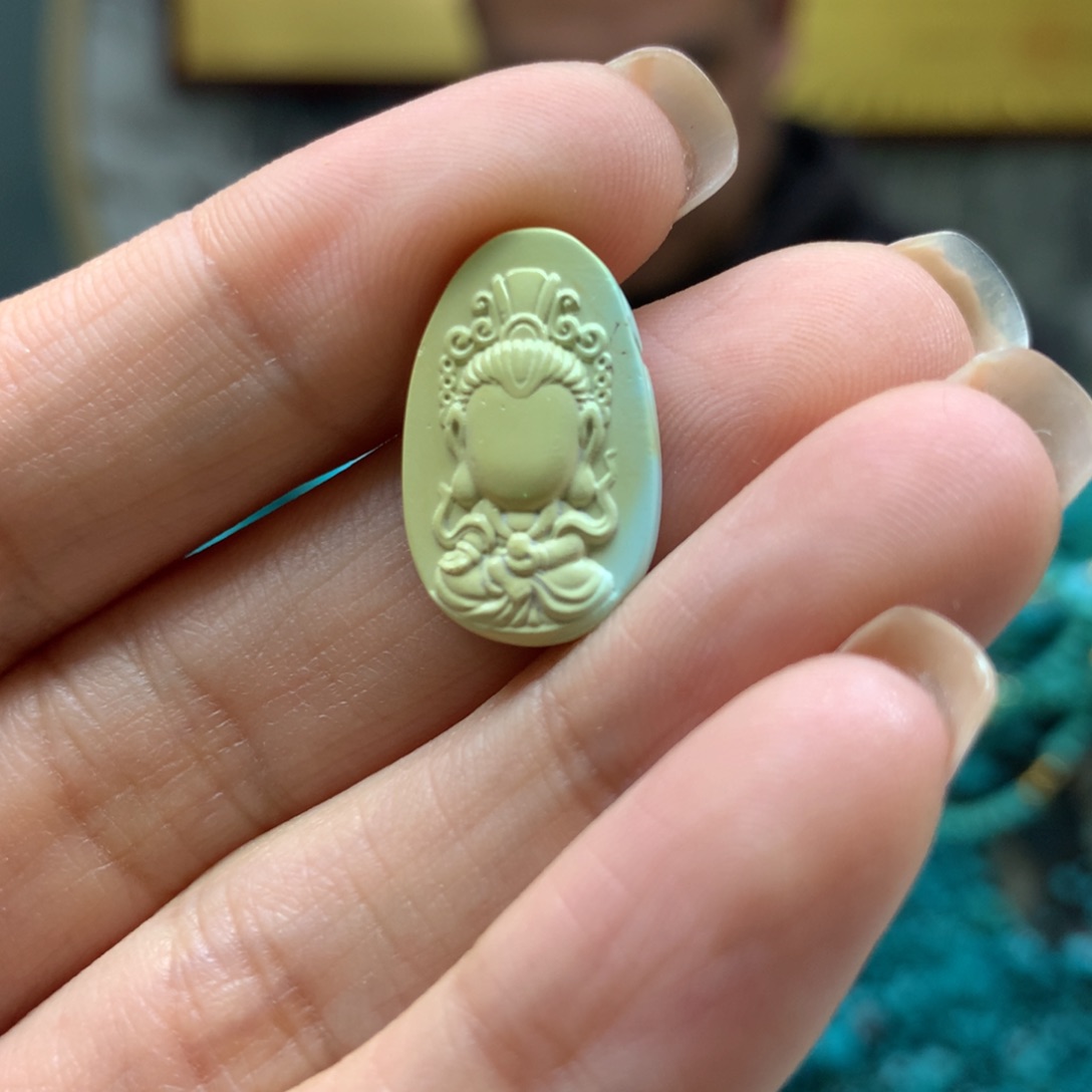 绿松石配饰未镶嵌