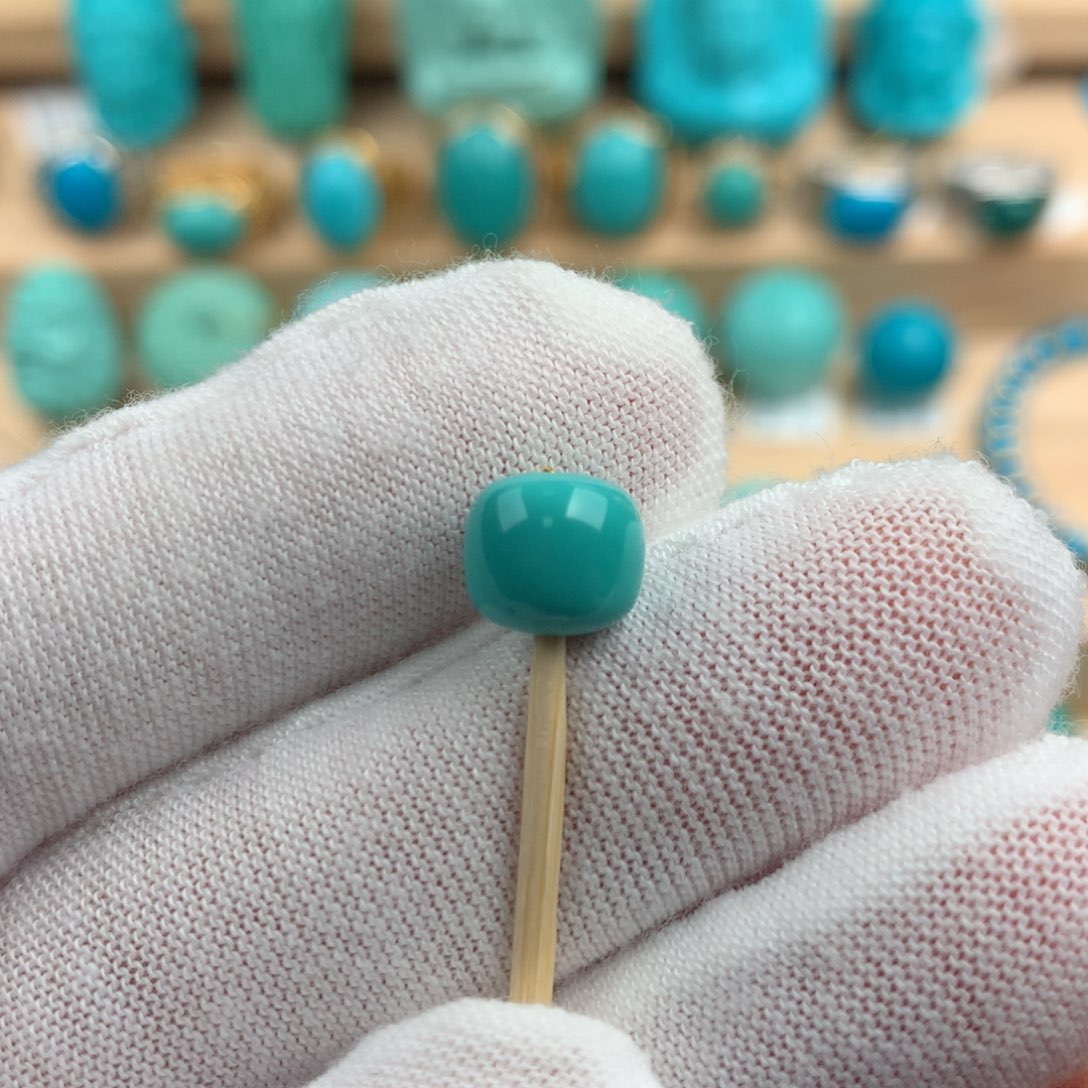 绿松石配饰未镶嵌8.1-7.1mm