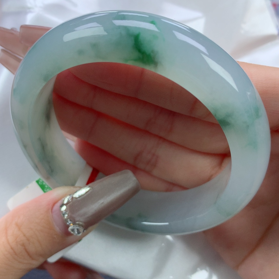 翡翠手镯未镶嵌55.6正圈