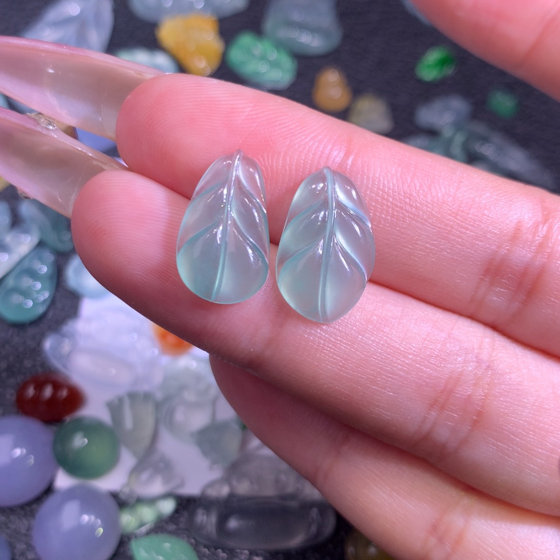 翡翠颈饰未镶嵌初*.叶子