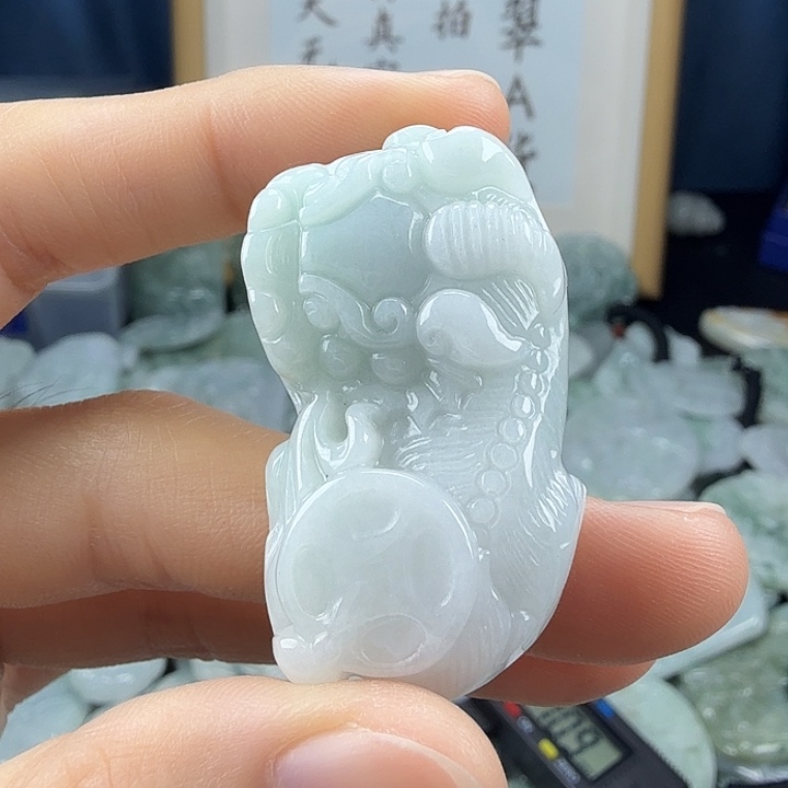 翡翠未镶嵌颈饰翡翠