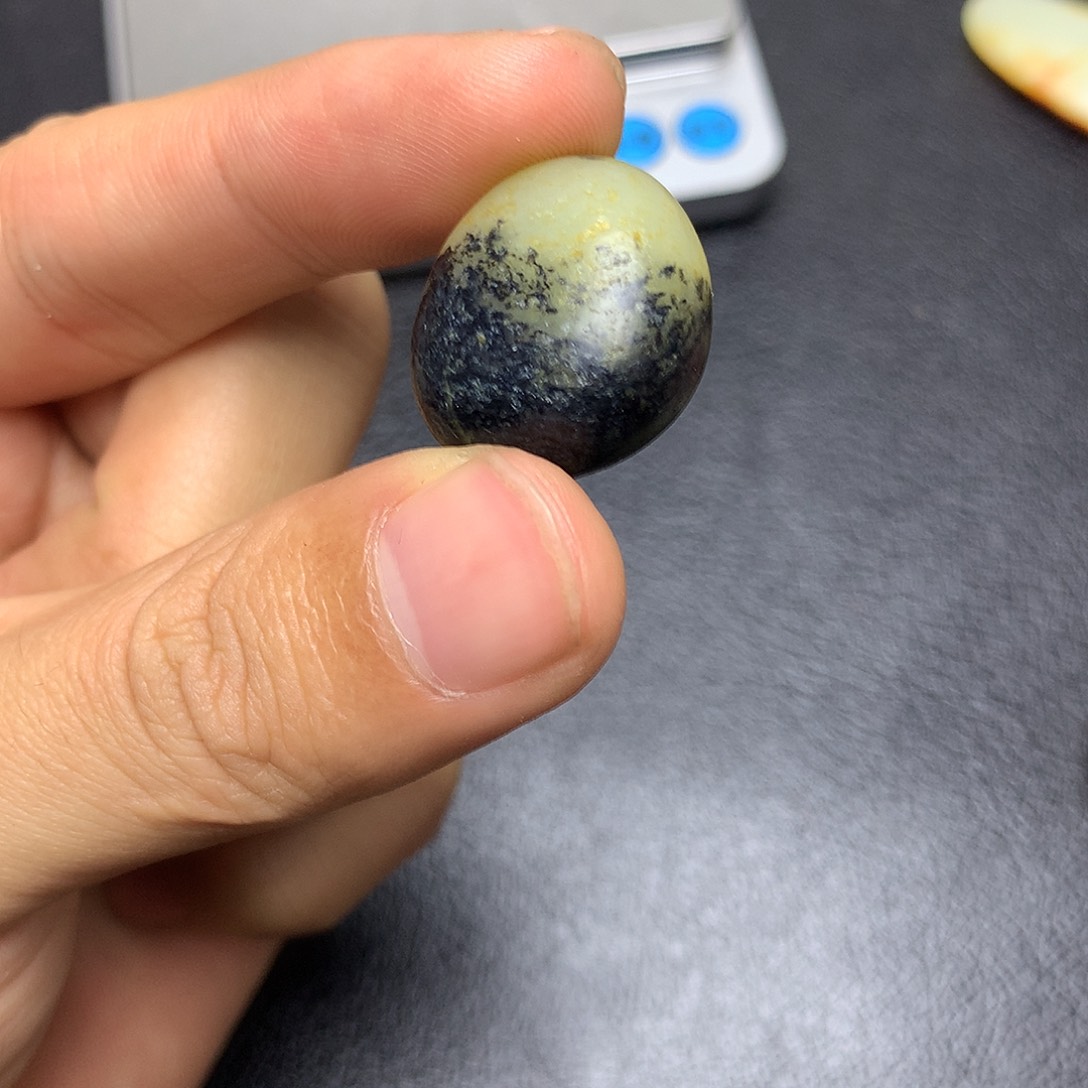 和田玉未镶嵌摆件