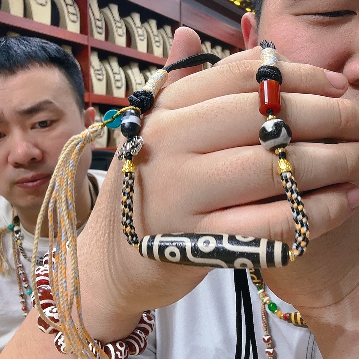 未镶嵌玛瑙/玉髓珠宝奇石