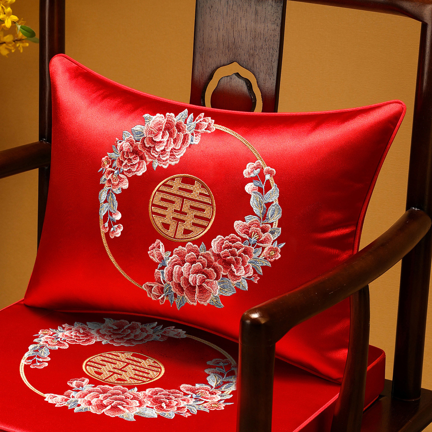 红色喜庆喜字刺绣结婚沙发抱枕靠垫护腰长方形床头沙发靠枕新中式