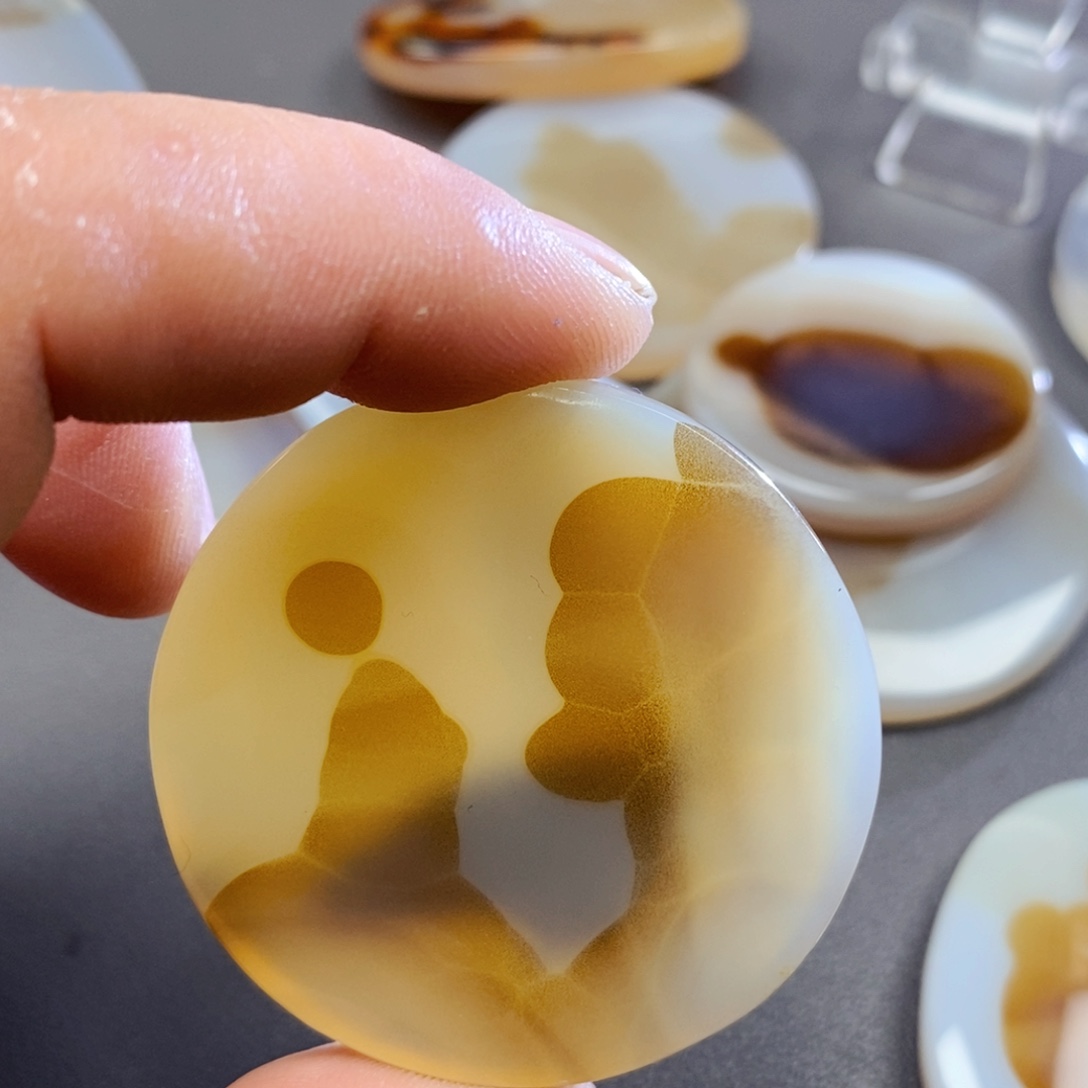 1***哥玛瑙/玉髓未镶嵌颈饰