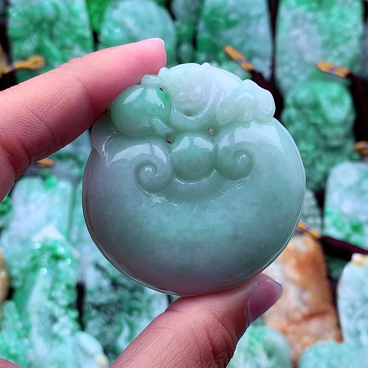 翡翠吊坠(不含链)未镶嵌