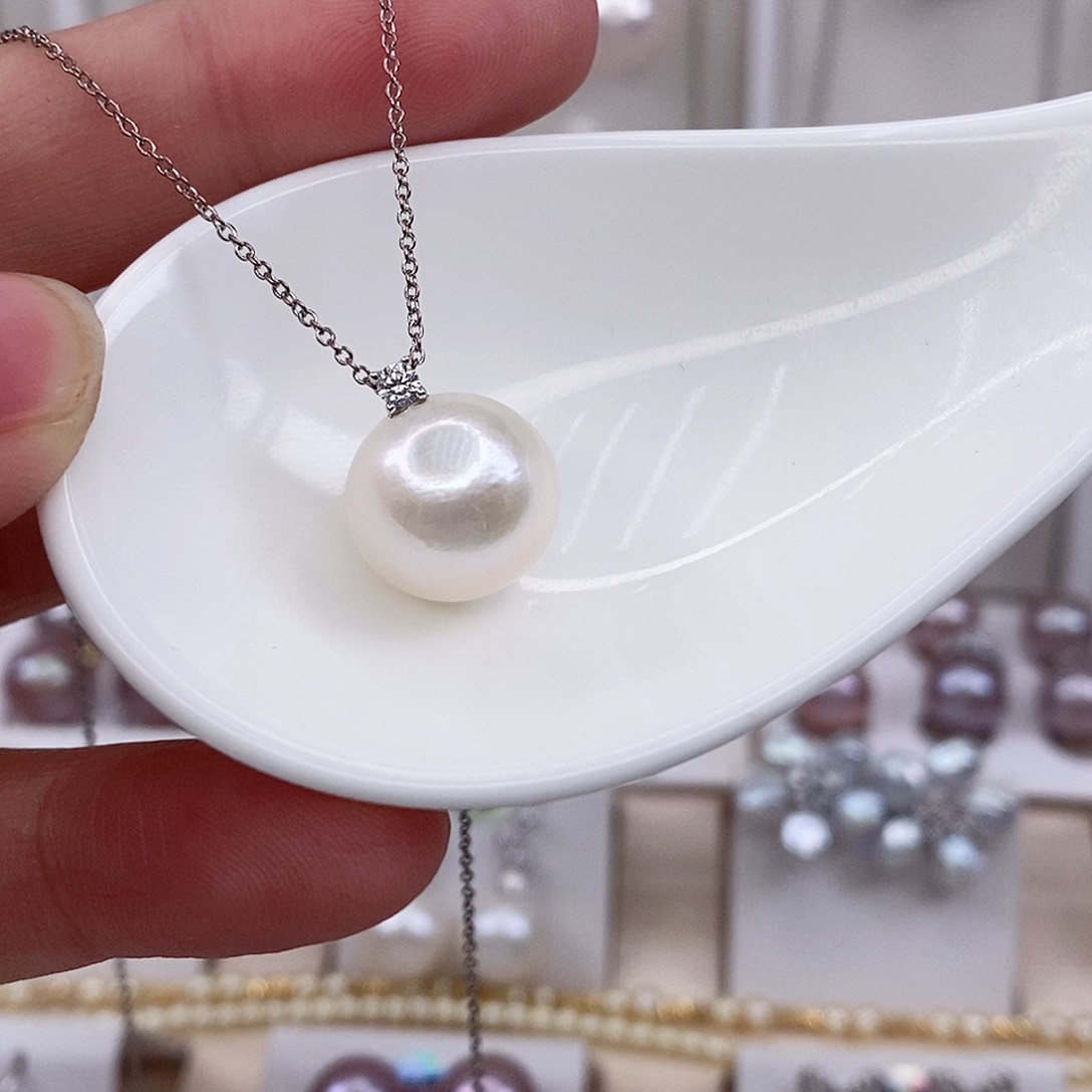 淡水珍珠银S925镶嵌吊坠(赠链)13mm微瑕