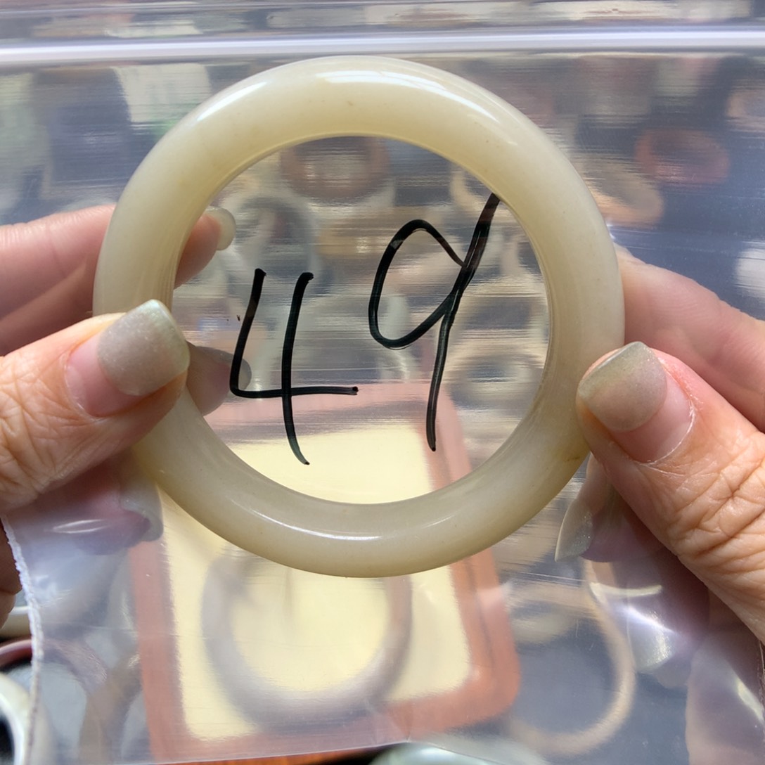 石英质玉手镯未镶嵌o*k