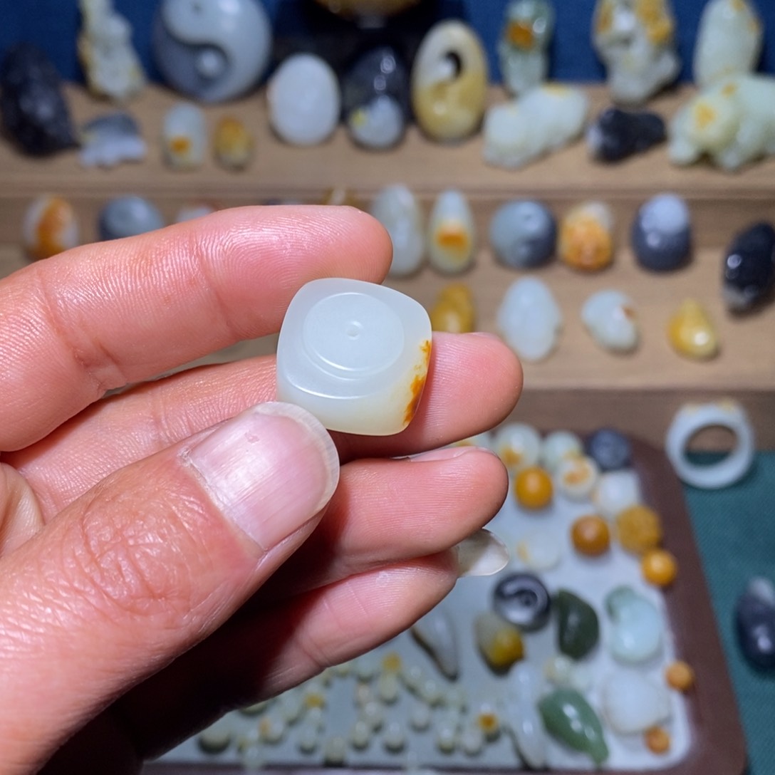 和田玉吊坠(不含链)未镶嵌