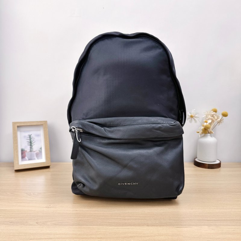 95新 Givenchy/纪梵希 双肩包/5043