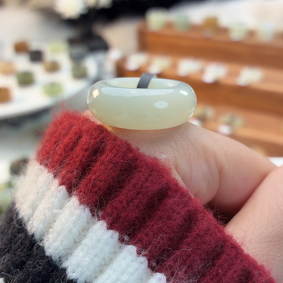 和田玉未镶嵌戒指i119奶蓝轮胎16.2mm港码11.5—12