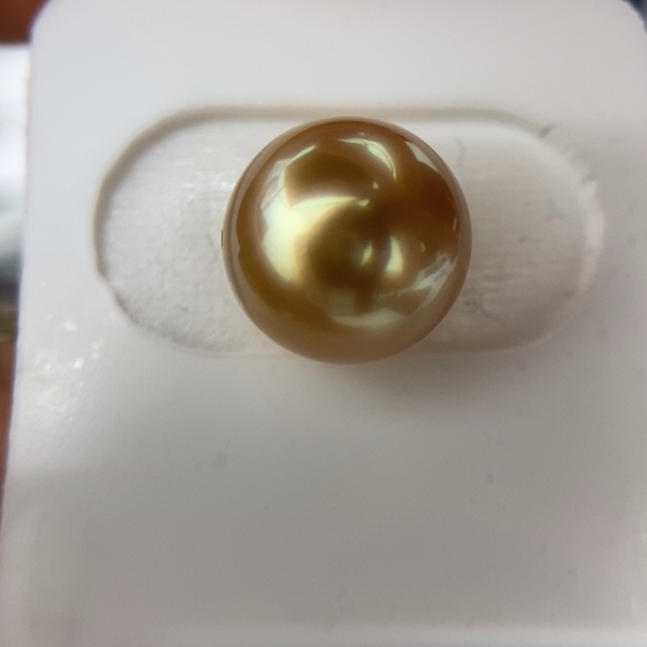 路路通未镶嵌海水珍珠12.7mm正圆浓茶金小极光路路通