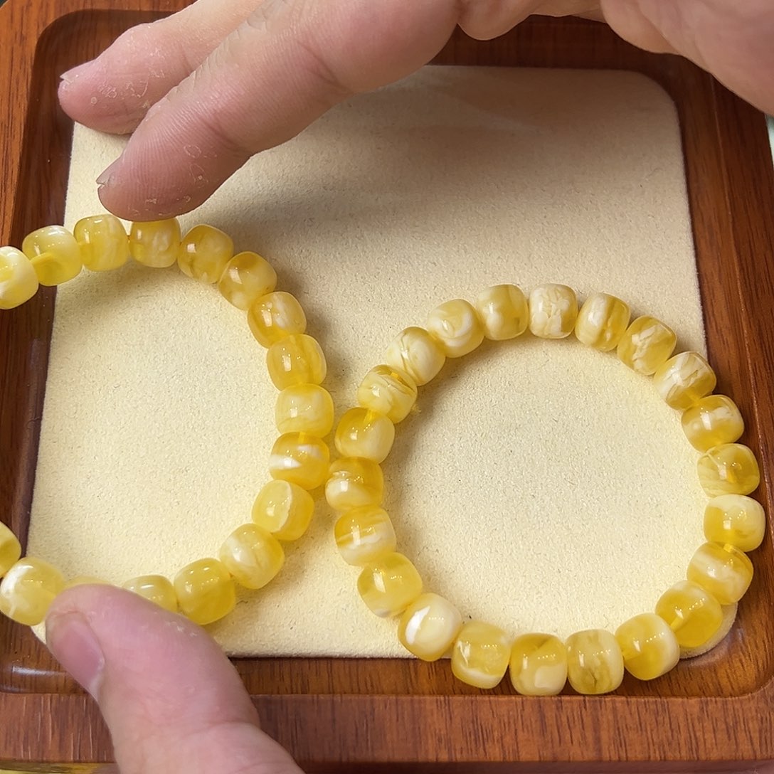 琥珀珠宝奇石未镶嵌多样性发其一