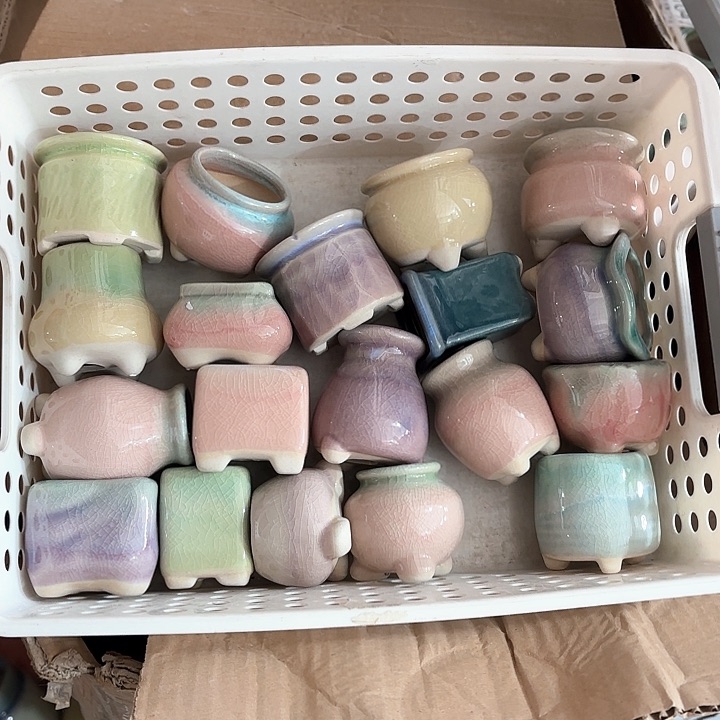 红陶发12个不同造型，内2.5-4.5cm