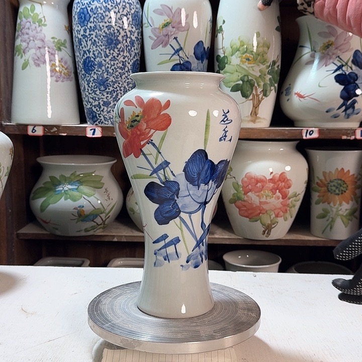 瓶梅瓶红荷花新款陶瓷